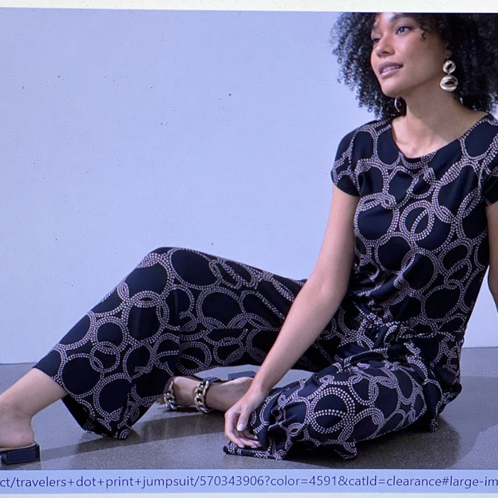 Very comfortable, stretching jumpsuit.